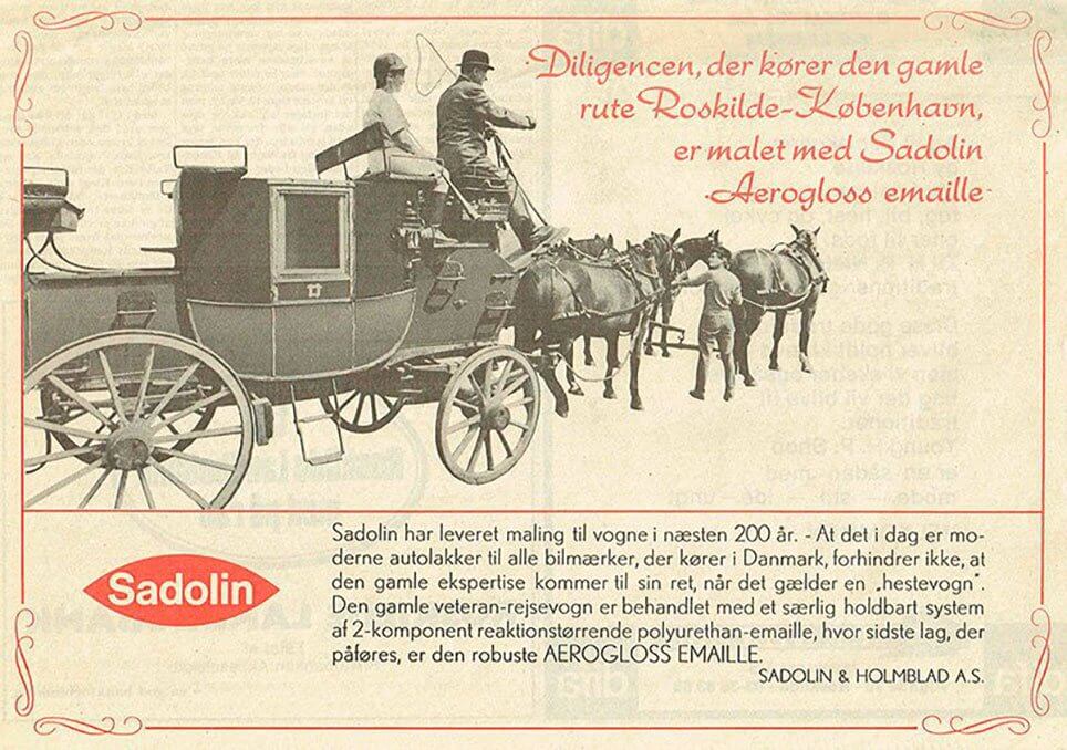 Vognen blev malet med Sadolin Aerogloss emaille. Annonce i særudgave af Roskilde Tidende 1973.