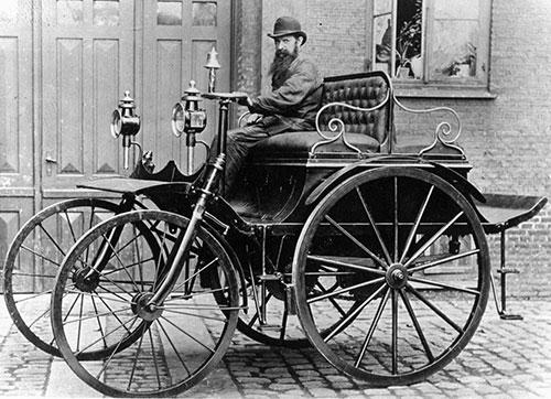 Den danske Hammelvogn fra 1895 blev bygget med inspiration i dogcarttypen. Foto: Danmarks Tekniske Museum.