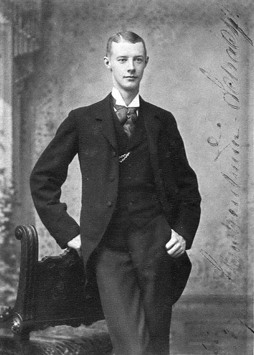 Grev Ludvig Brockenhuus-Schack (1869-1927).  Foto Hansen & Weller. Det kgl. Biblioteks Billedsamling.